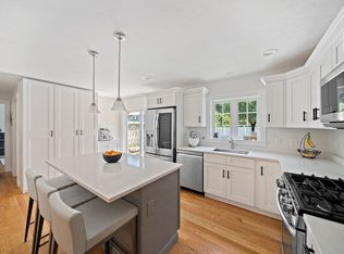 31 Peach St, Braintree, MA 02184