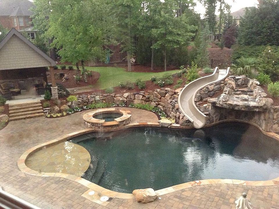 2nd image of 2520 Bent Creek Way