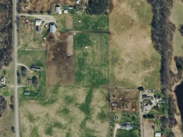 7730 170th Ave, Stanwood, MI 49346