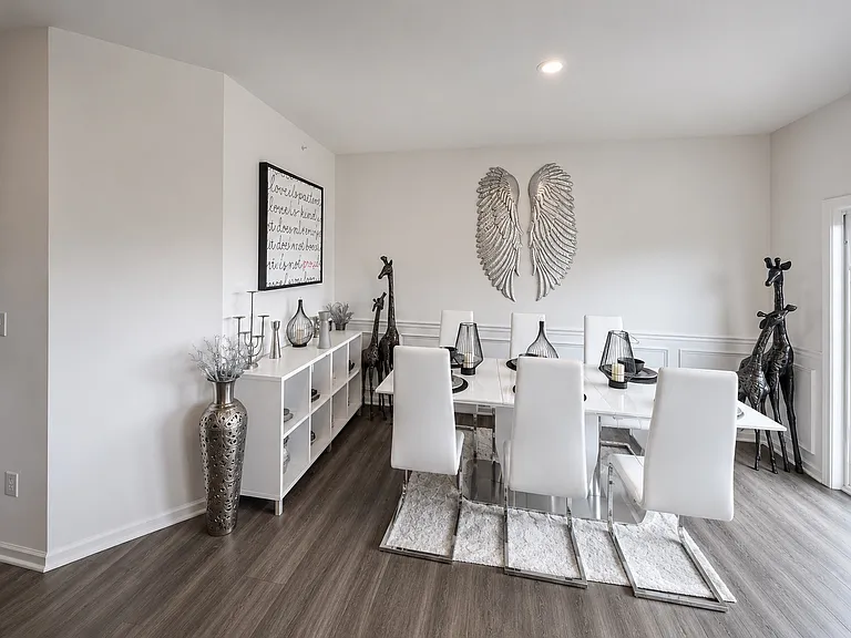 1252 Hawk Hollow Dr — Photo 11