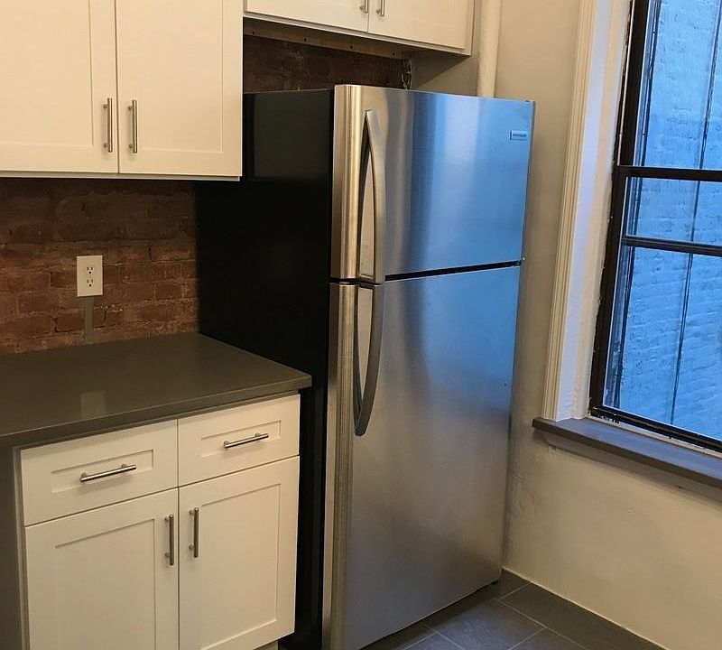 1st image of 338 E 92nd St APT 6