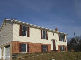 2255 Johnsons Mill Rd, Berkeley Springs, WV 25411
