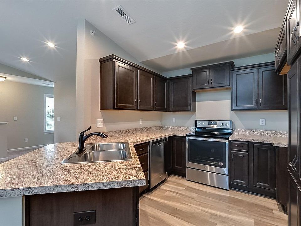 1st image of 211 E Wind Ln #18300