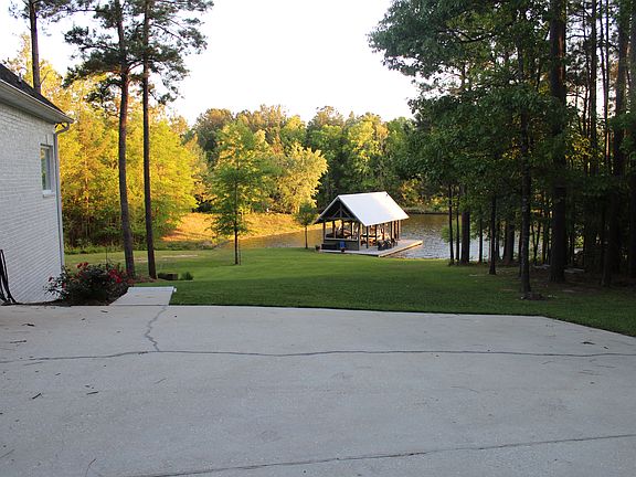 Driveway view of cove