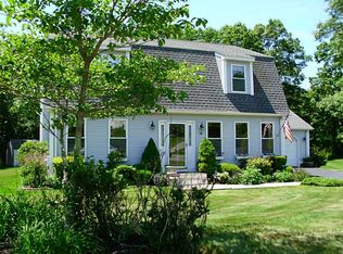 58 Wingate Rd, South Kingstown, RI 02879