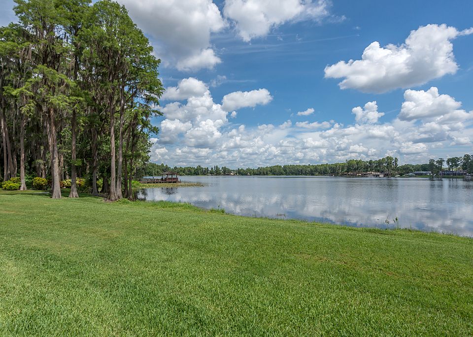 1st image of 3157 Lake Ellen Dr