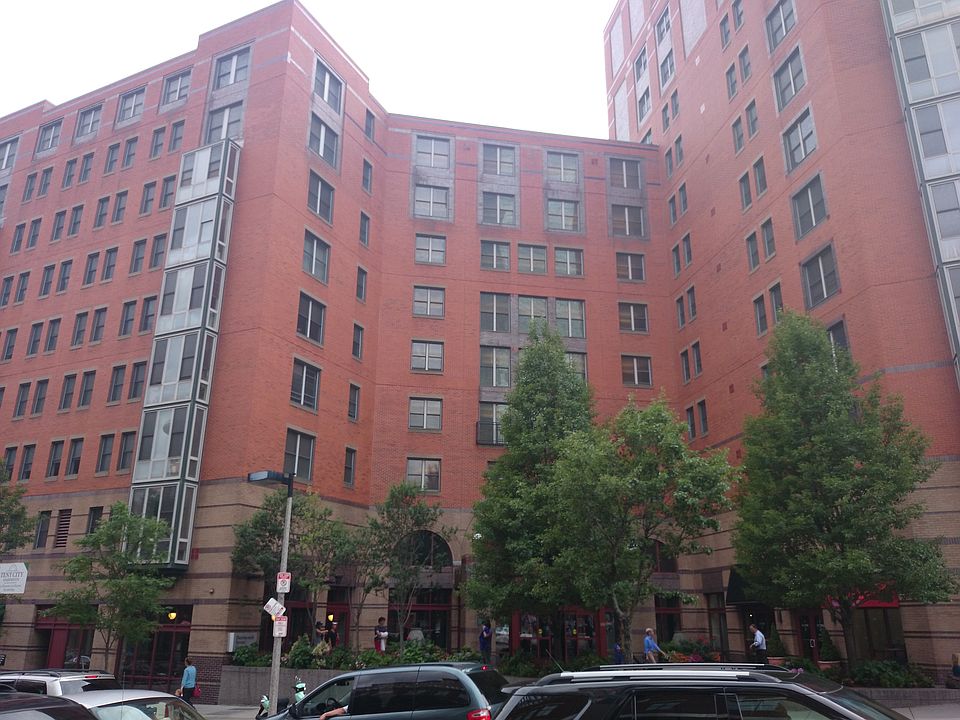 2nd image of 130 Dartmouth St APT 406