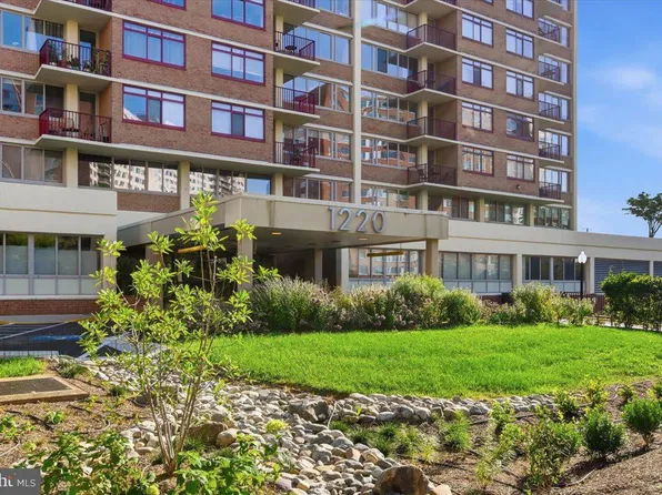 1220 Blair Mill Rd APT 1008, Silver Spring, MD 20910