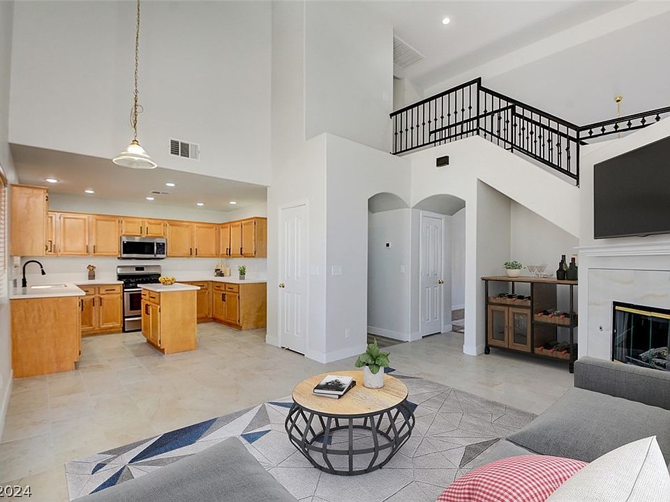 1st image of 2094 Pescara Ct