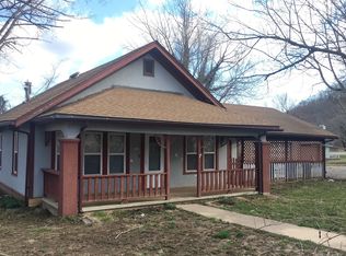 501 School St, Waynesville, MO 65583