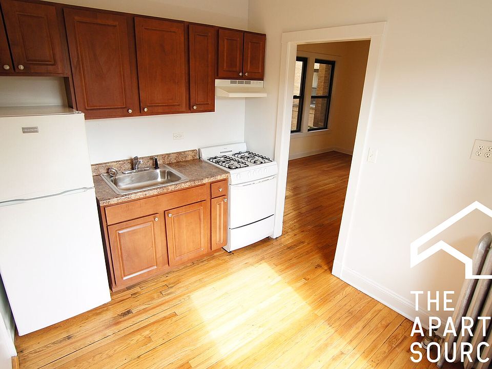 1st image of 2617.5 N Spaulding Ave #1S