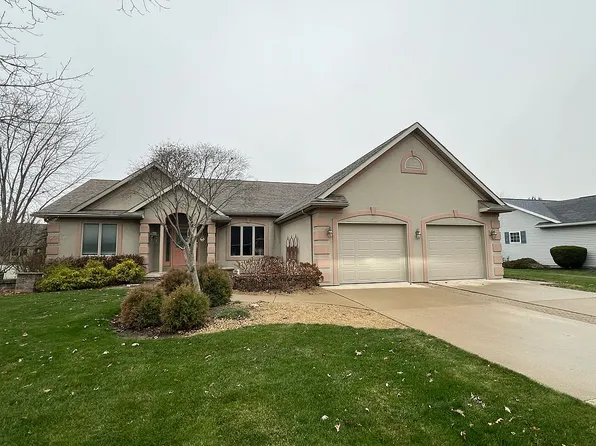 1505 Apache Trl, Wapakoneta, OH 45895