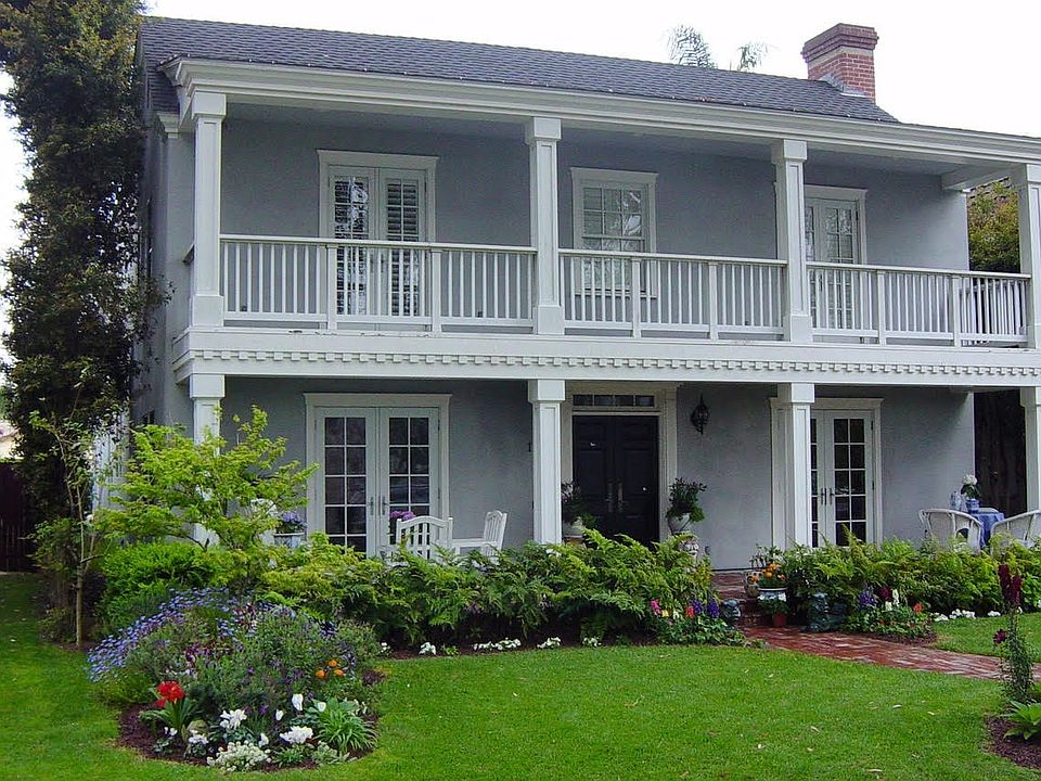 1st image of 161 East Ave