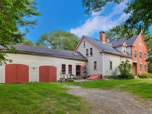 319 Log Cabin Road, Arundel, ME 04046