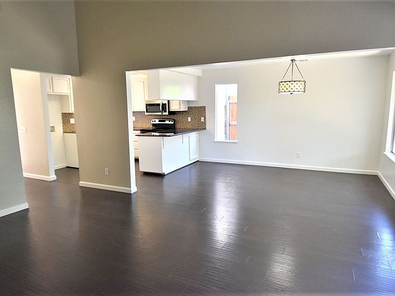 4th image of 174 Saginaw Cir