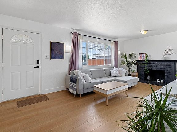 4th image of 139 Dillon Drive