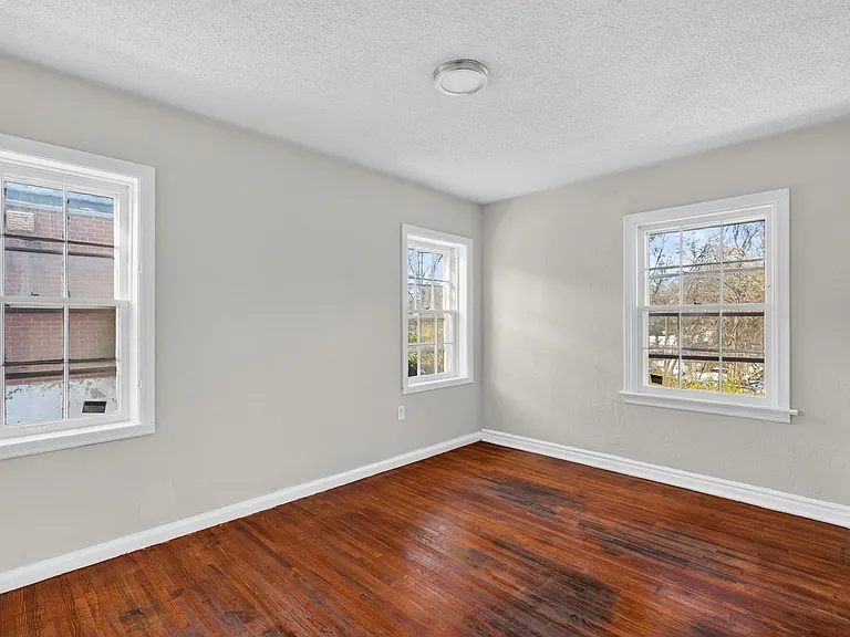 6713 Kenwood Dr — Photo 17