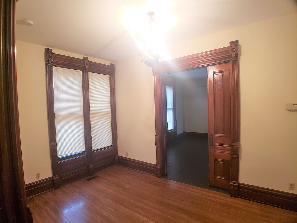 Historic 2 BR/2BA Apartment 518 3rd St N Stillwater MN Zillow