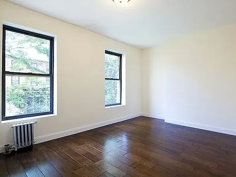 167 Waverly Ave #7 — Photo 3