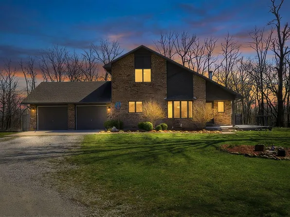 4712 S 140th Road, Bolivar, MO 65613