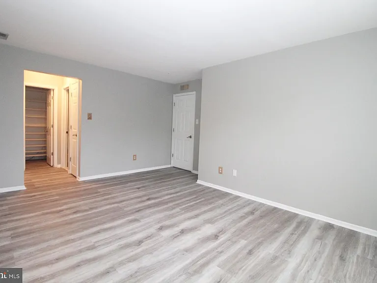 262 Andover Pl — Photo 15