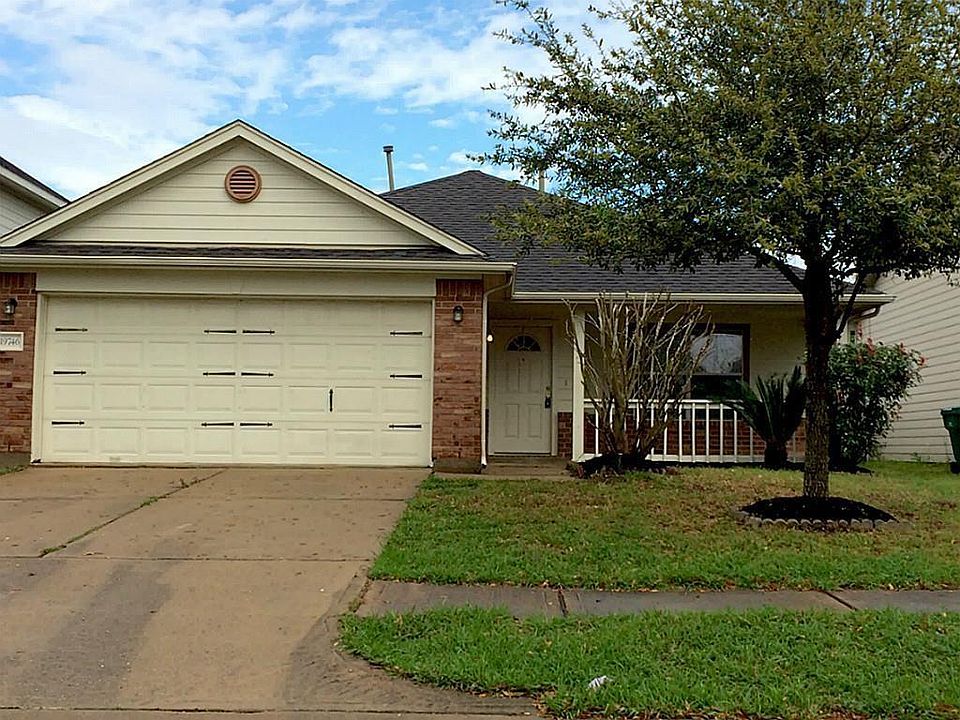 1st image of 19746 Cozy Cabbin Dr