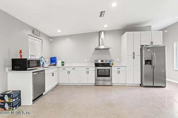 3 bed, 2.0 bath, 1562 sqft, $1,800 — Photo 3