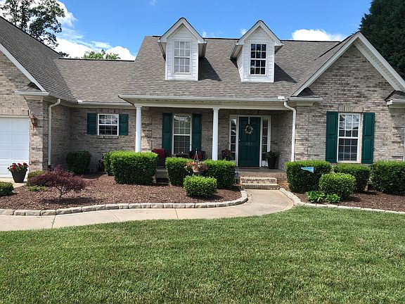 2nd image of 305 Landry Dr