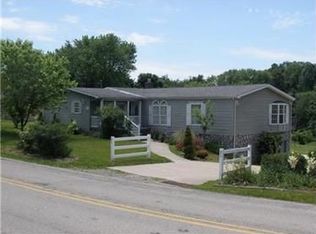 711 Vernon Dr, Belle Vernon, PA 15012