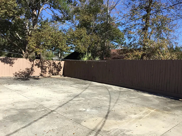 115 Rosedale Ave — Photo 4