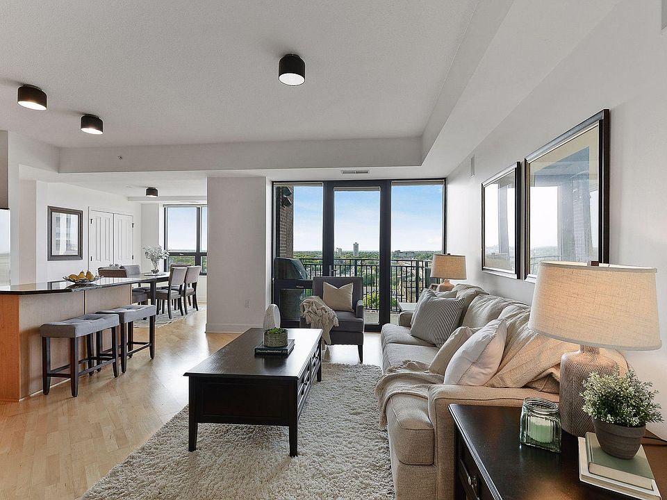 1st image of 500 E Grant St APT 1306