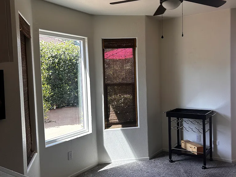 974 E Pennsylvania Ave — Photo 11
