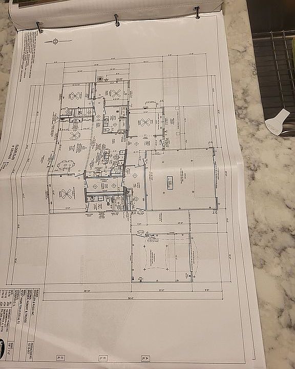2nd image of 202 Valley Ct