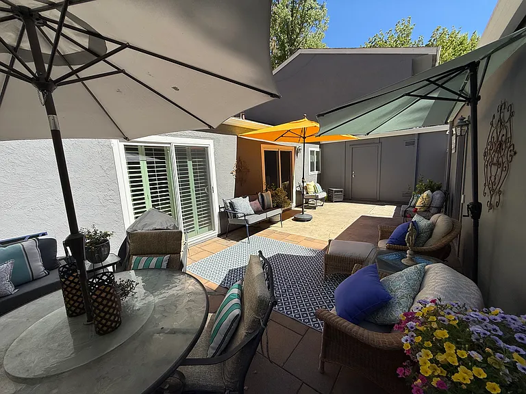 412 Sycamore Cir — Photo 21