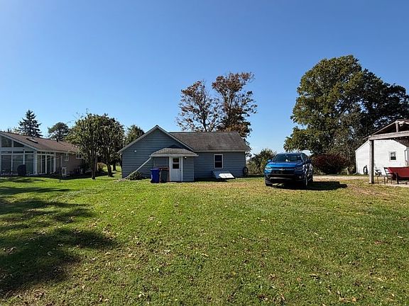 4th image of 509 Pinkerton Run Rd