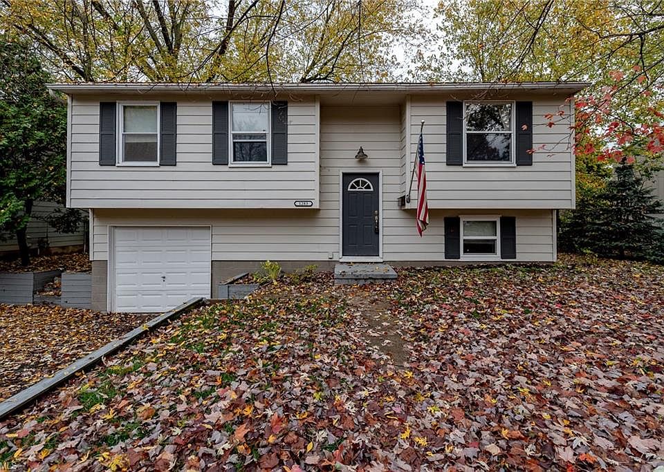 1st image of 1283 Carol Dr