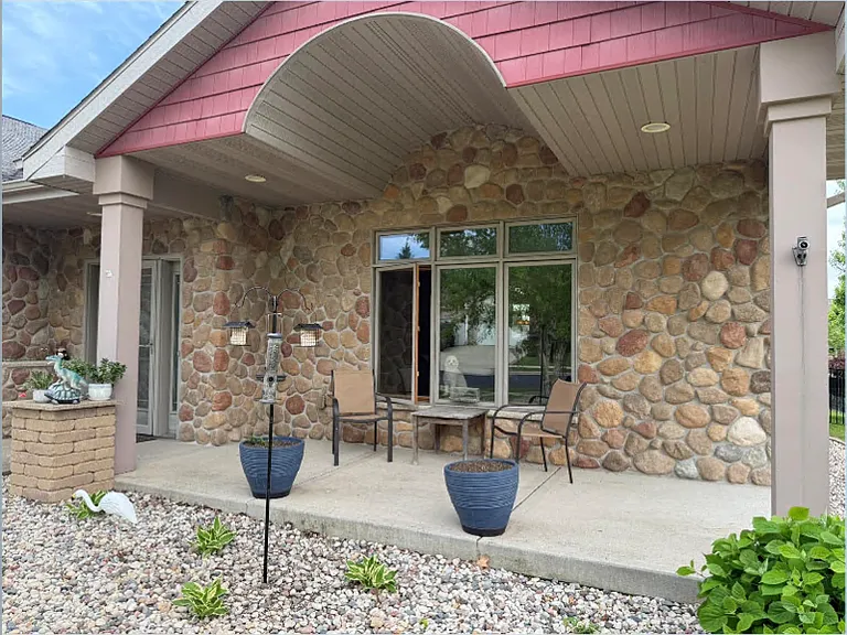 4363 Memorial Cir — Photo 7