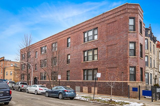 1st image of 2608 W Le Moyne St
