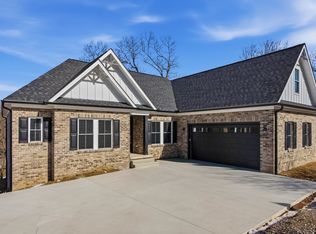 6968 Pinehurst Pl, Radford, VA 24141