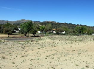 16990 W Rich Hill Rd, Peeples Valley, AZ 86332