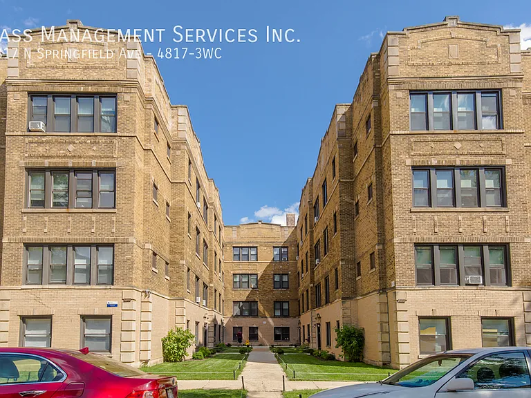 4815-23 N Springfield — Photo 1
