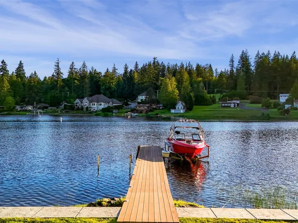 15404 Lakeview Avenue, Stanwood, WA 98292