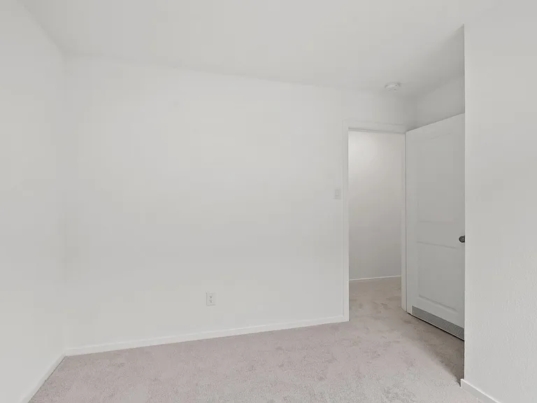 18262 Via Aurelia Dr — Photo 17