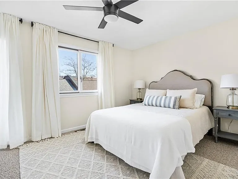 214 Goddard Row — Photo 12