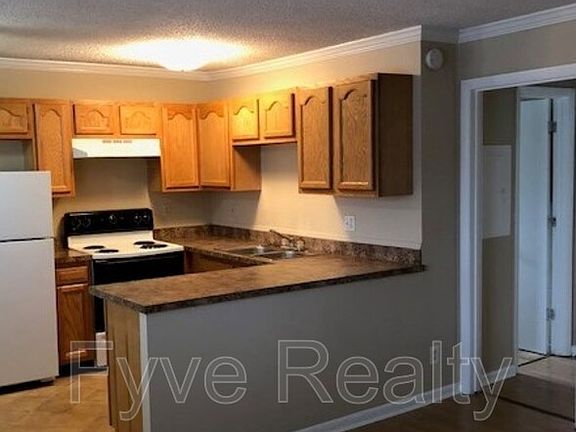 3rd image of 1512 Forest Ave APT C201