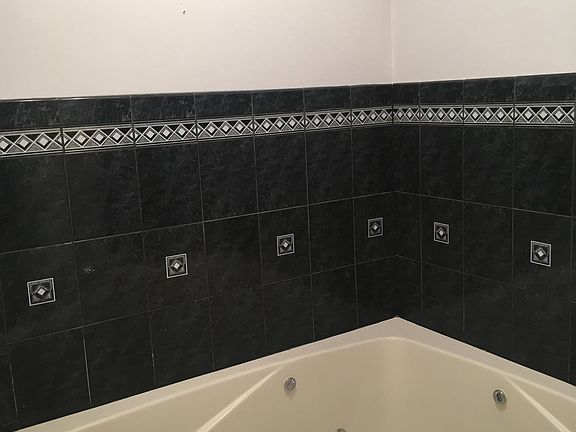 5th image of 641 1st St