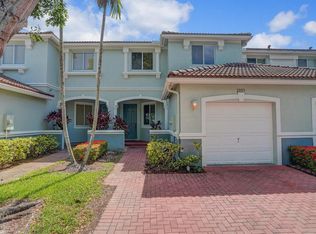 2005 Oakhurst Way #2005, West Palm Beach, FL 33404