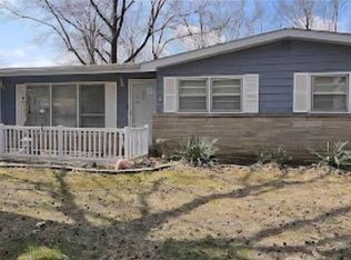 5 Edgewood Rd, Mount Vernon, IL 62864