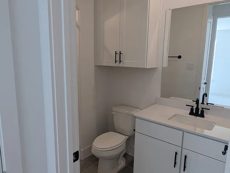 7273 Farley St — Photo 3