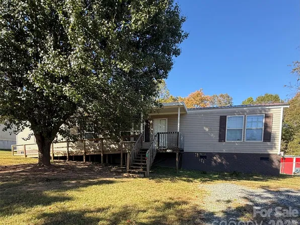 191 Mountain View Dr, Taylorsville, NC 28681